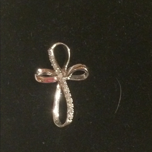 Platinum and diamond pendant - Picture 2 of 3